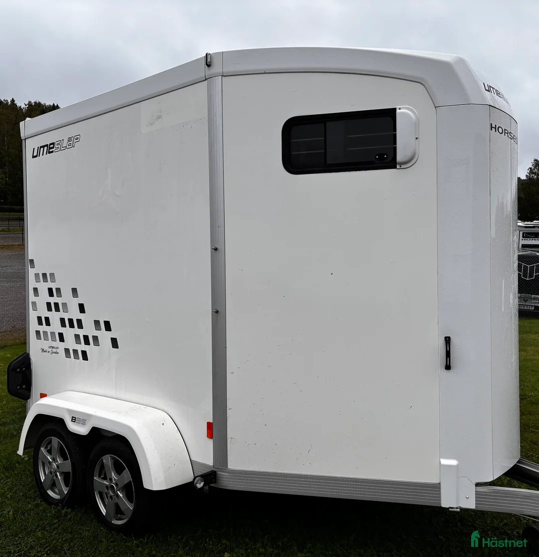 Hästtransporter  fordon & transport till salu: Umesläp B 35 i Sundsvall - Annons 1