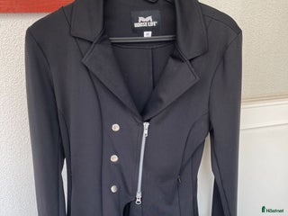 Jackor & Kavajer ryttarutrustning till salu: Ursnygg tävlingskavaj i Tygelsjö - Annons 15