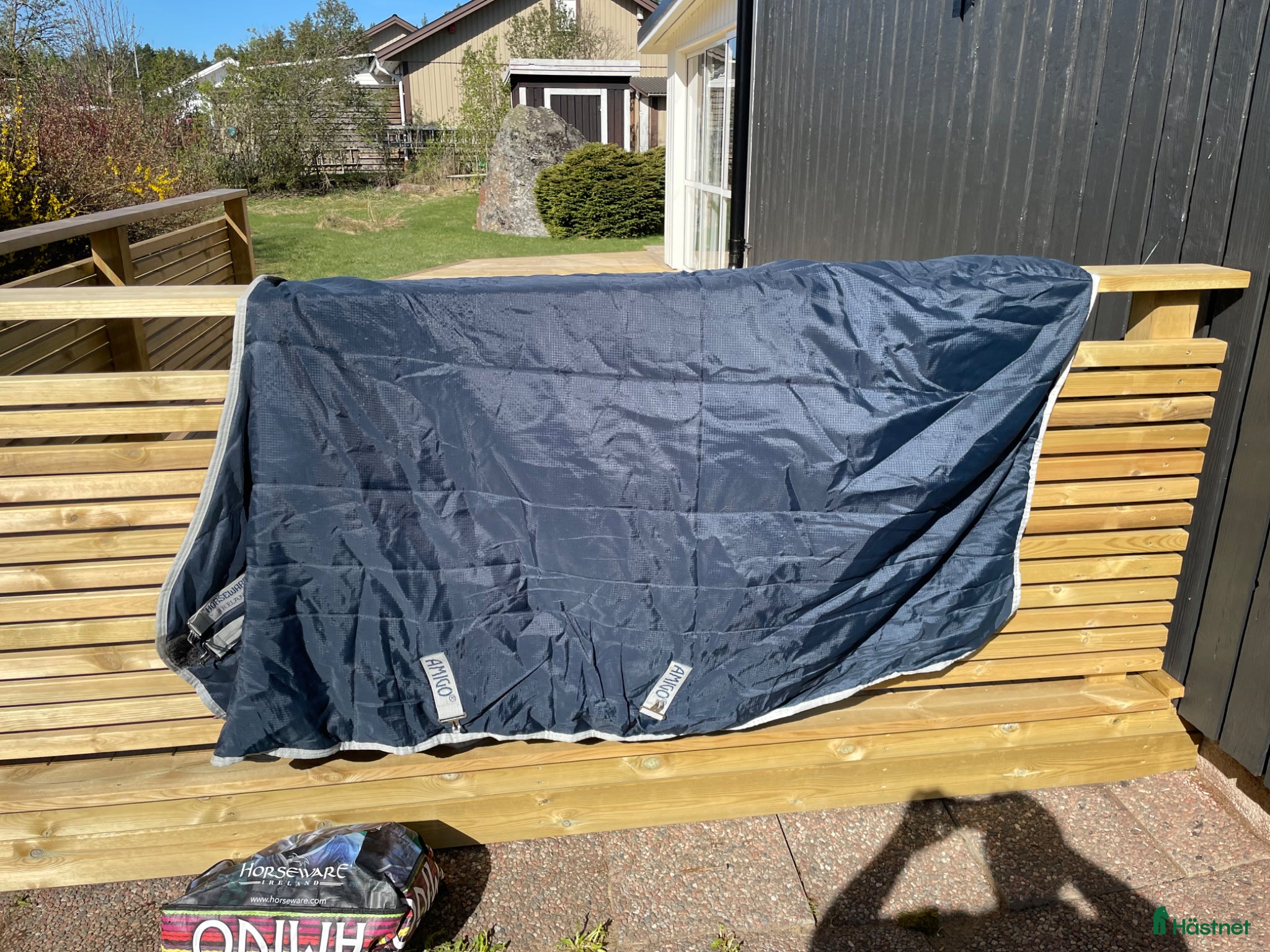 Täcken hästutrustning Amigo stalltäcke 200 gram - Annons 6