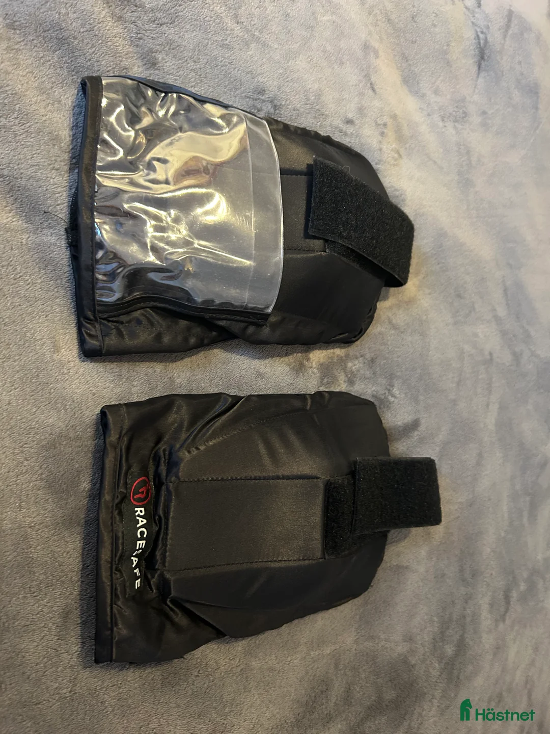 Säkerhetsvästar ryttarutrustning till salu: Racesafe Axelskydd Strl M passar RS2010 i Vendelsö - Annons 1