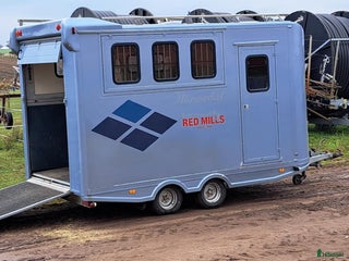 Hästtransporter fordon & transport till salu: 3-hästars släp med bodel, Steinsberger 3-H Combi i Kristianstad - Annons 2