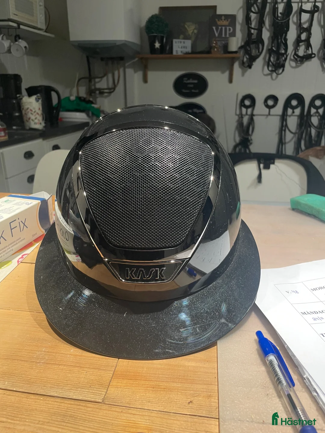 Hjälmar ryttarutrustning till salu: Kask Star Lady - Annons 1