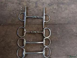 Bett hästutrustning till salu: Bett i Mölnbo - Annons 3