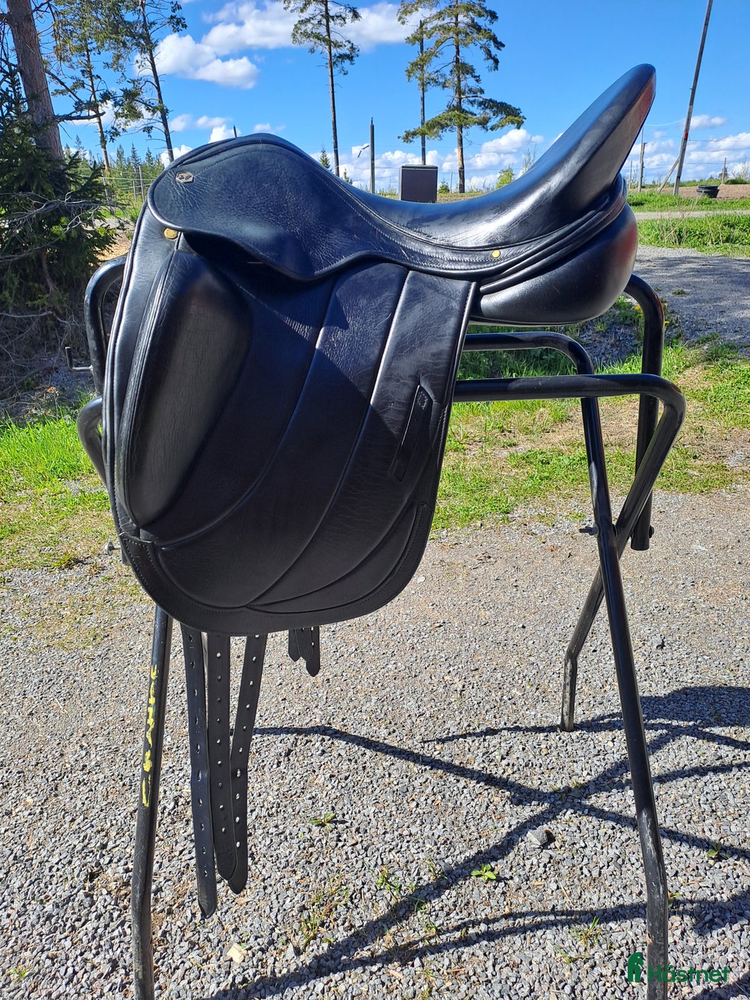 Sadlar hästutrustning till salu: Albion Fabrento  i Frösön - Annons 1