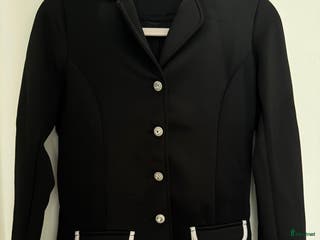 Jackor & Kavajer ryttarutrustning till salu: Tävlings kavaj crw i Huddinge - Annons 15