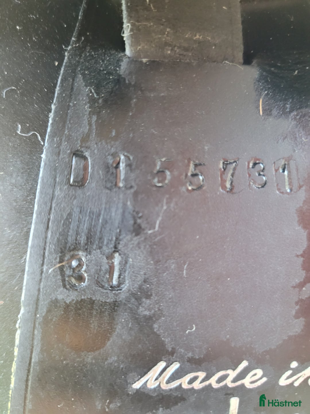 Sadlar hästutrustning till salu: Dressyrsadel - omstoppad i Tösse - Annons 4