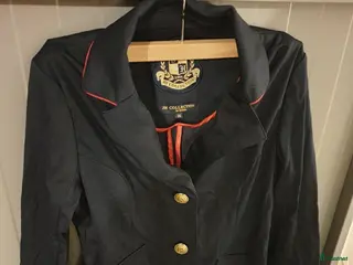 Jackor & Kavajer ryttarutrustning till salu: Mörkblå/Marinblå kavaj 36/S - Annons 1