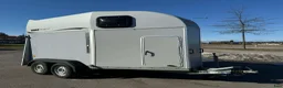 Hästtransporter  fordon & transport till salu: Royal XT med glasfiberkomplsit golv!  - Annons 1