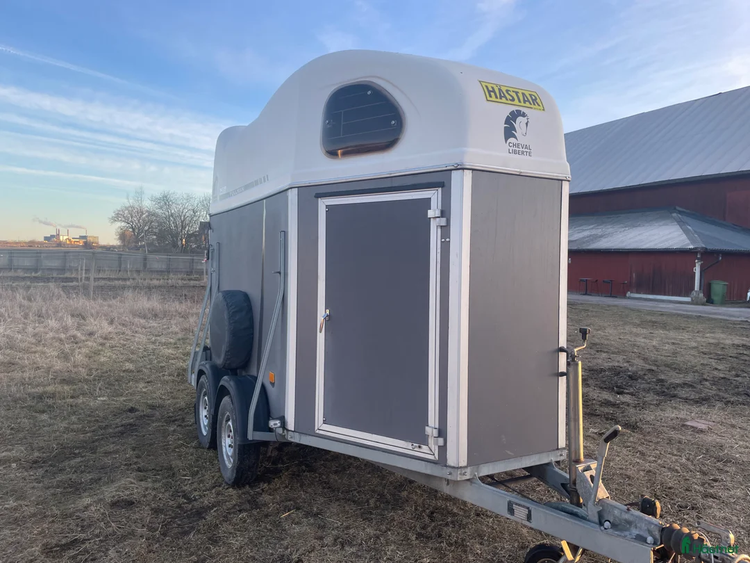 Hästtransporter  fordon & transport till salu: Transport till salu - Östergötland  - Annons 2