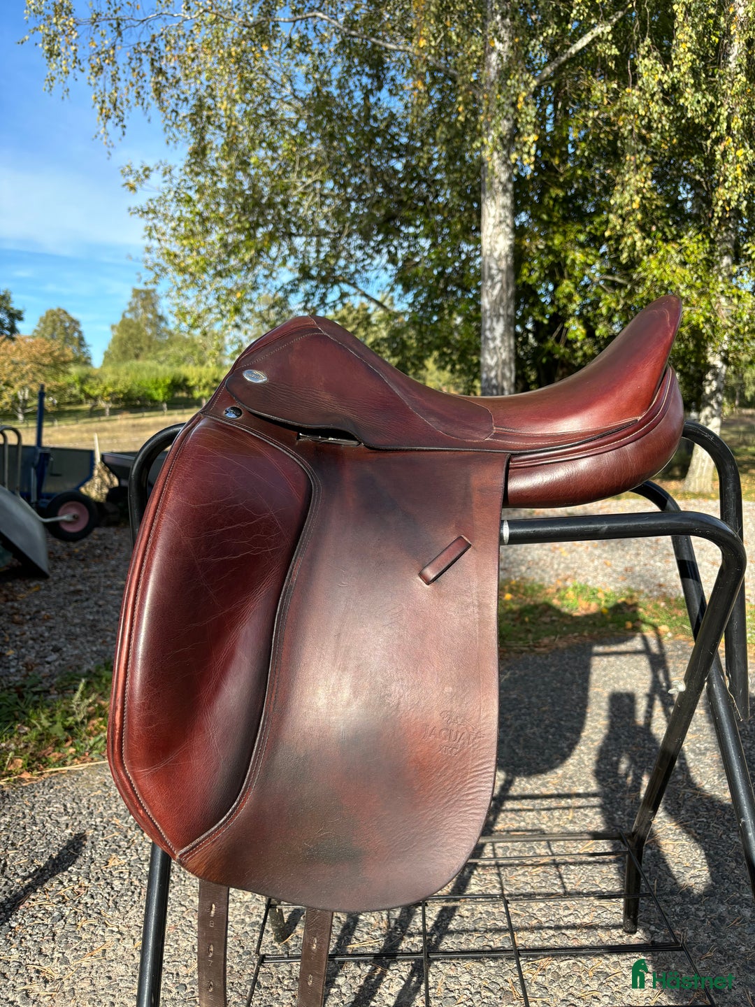 Sadlar hästutrustning till salu: Jaguar dressyr i Grödinge - Annons 1