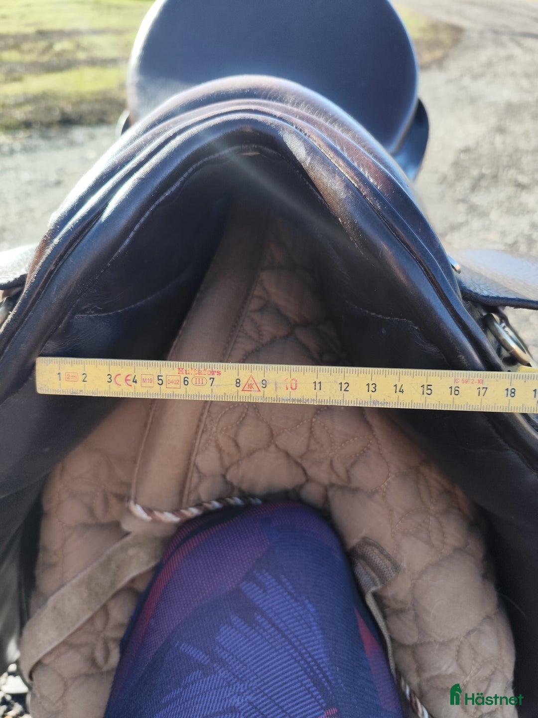 Sadlar hästutrustning till salu: Dressyr sadel i Säve - Annons 2