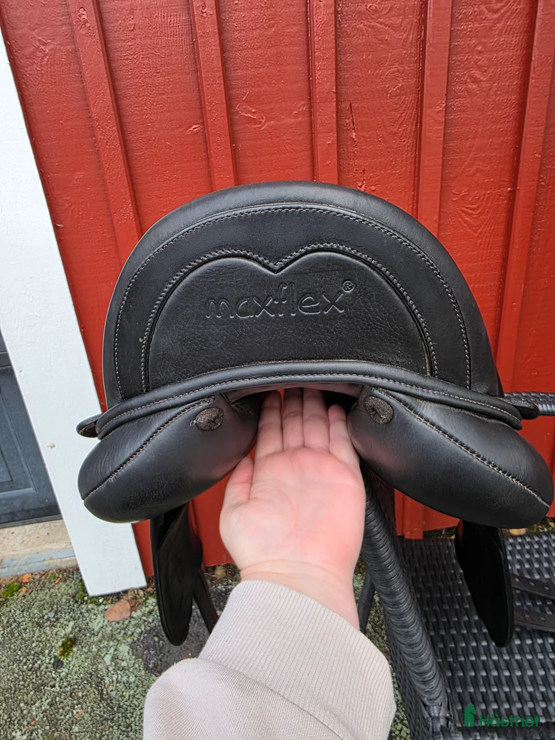 Sadlar hästutrustning till salu: Fantastisk skön sadel!! i Bodafors - Annons 4