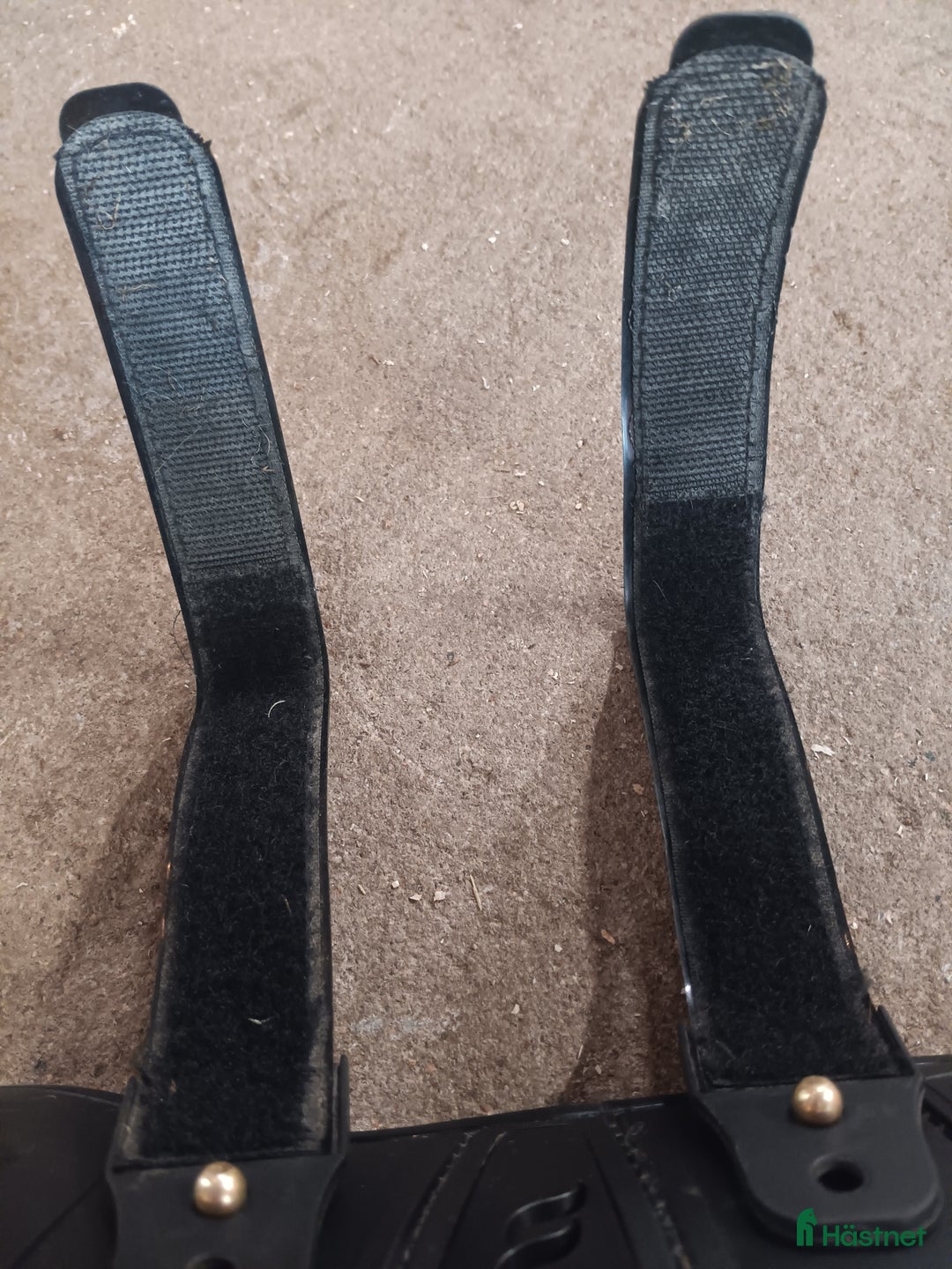 Benskydd hästutrustning till salu: Back on track Airflow senskydd i Borås - Annons 4