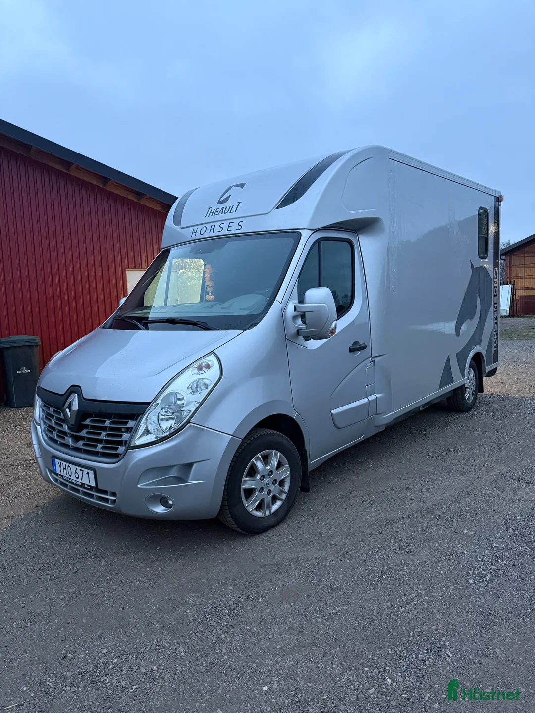 Hästlastbilar  fordon & transport till salu: B korts hästlastbil med hög lastvikt i Blentarp - Annons 2