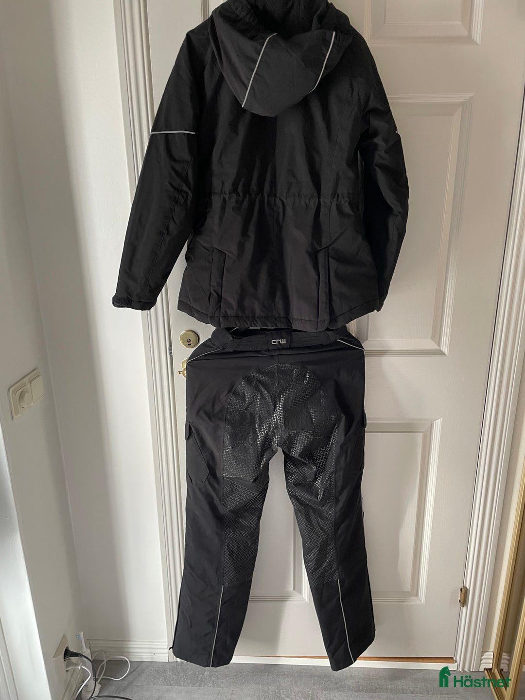 Övrigt Ridkläder ryttarutrustning till salu: Vinterset jacka samt byxa CRW i Ytterby - Annons 2