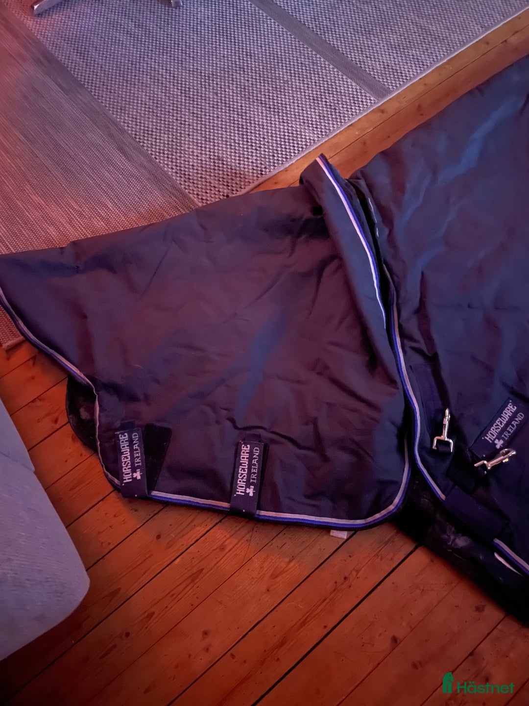 Täcken hästutrustning till salu:  vintertäcke inkl hals  - Annons 5