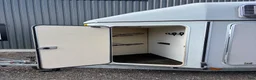 Hästtransporter  fordon & transport till salu: Rymlig trailer med sadelkammare  - Annons 4