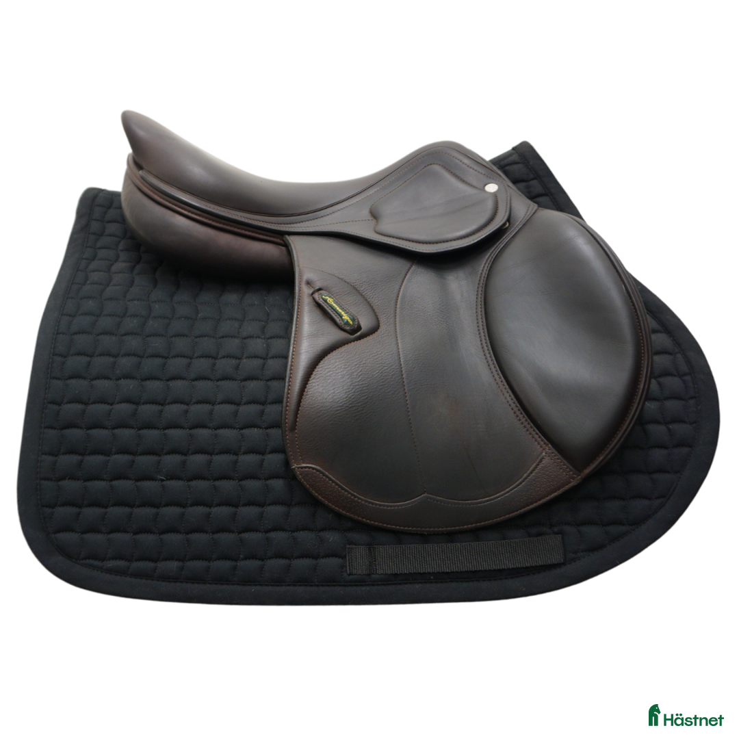 Sadlar hästutrustning till salu: Amerigo HC Pinerolo 17,5" i Upplands Väsby - Annons 2