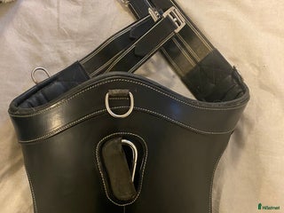 Sadeltillbehör hästutrustning till salu: Magplatta i st 115 cm i Uddevalla - Annons 3