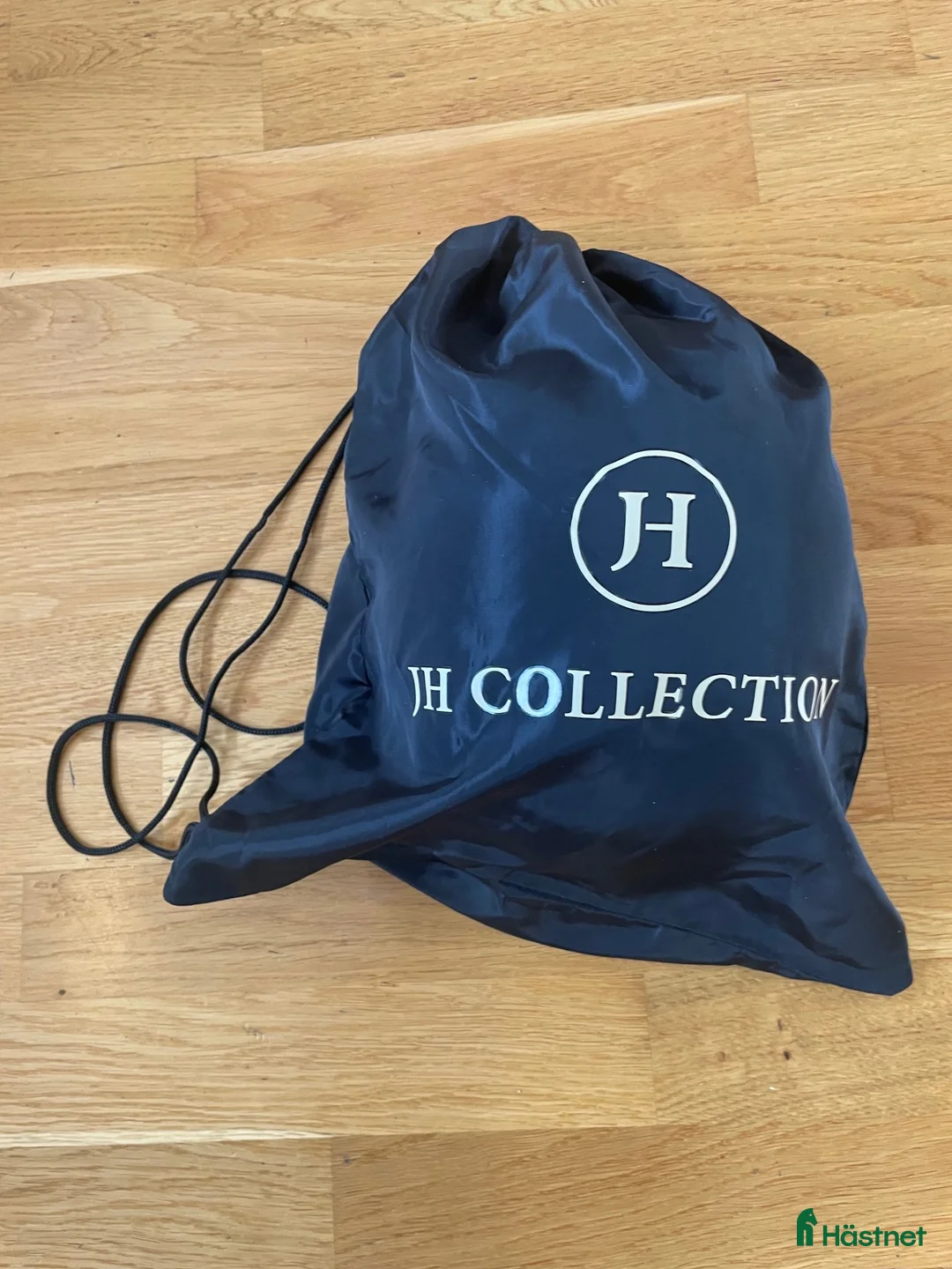 Hjälmar ryttarutrustning till salu: JH Collection ridhjälm med Mips svart - Annons 2