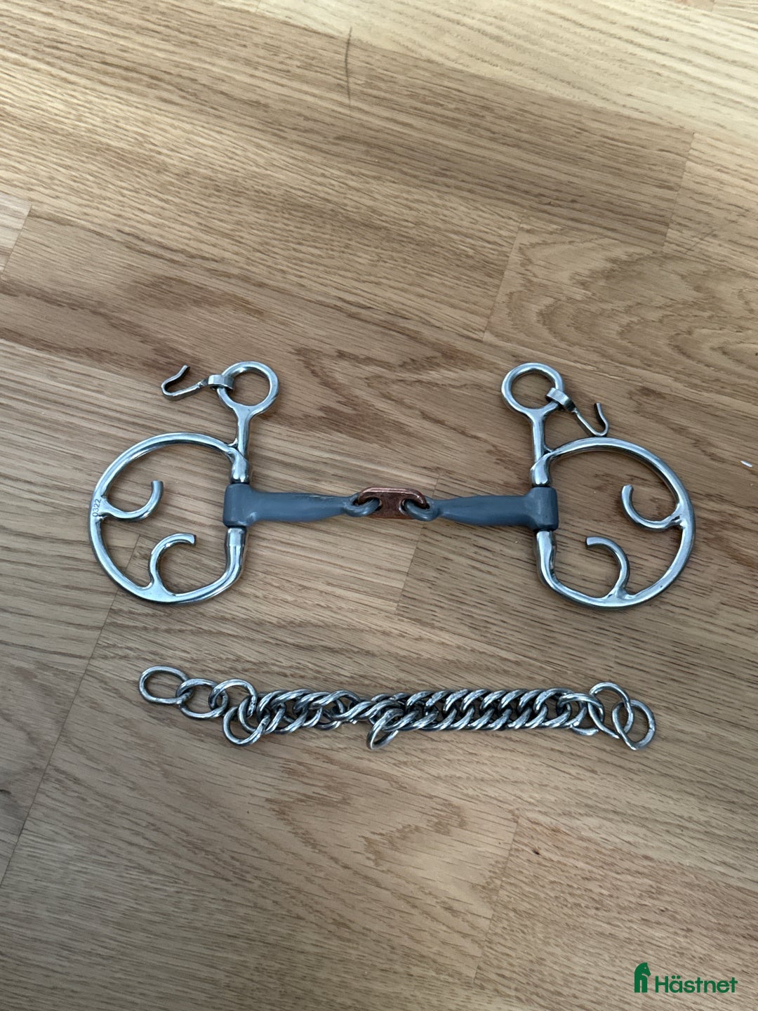 Bett hästutrustning till salu: Angelica Titan Kimblehook i Torsåker - Annons 2