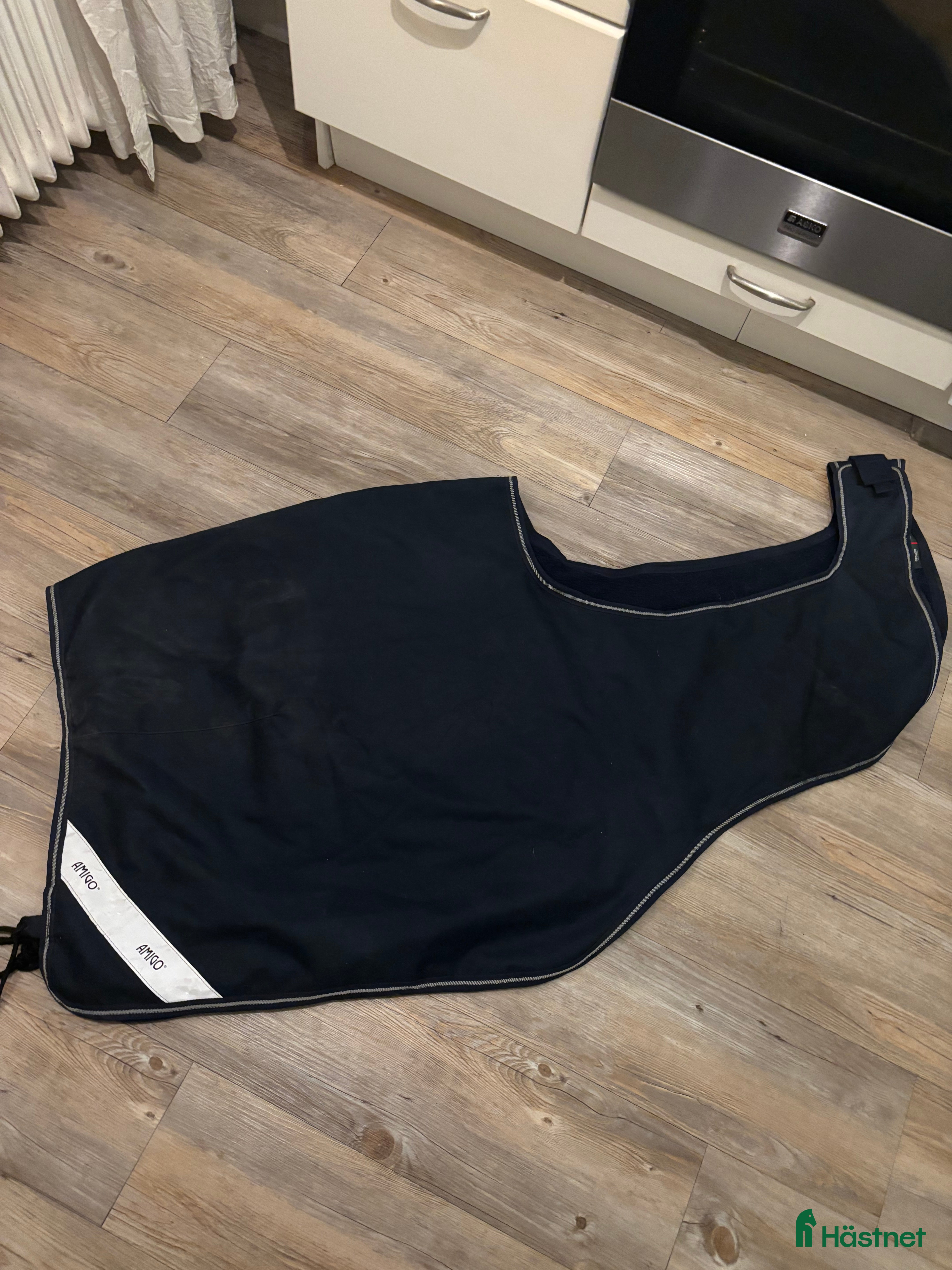 Täcken hästutrustning till salu: Amigo ridtäcke i Katrineholm - Annons 6