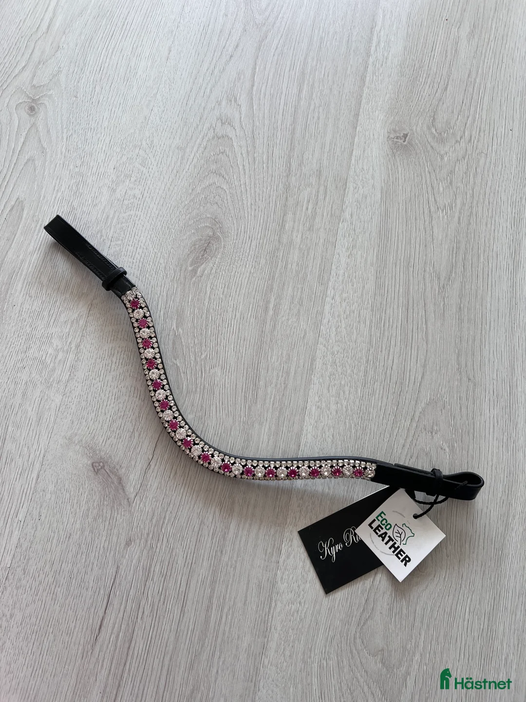 Träns hästutrustning till salu: Rosa/silver blingpannband i Hudiksvall - Annons 2