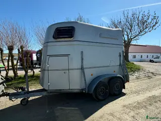 Hästtransporter fordon & transport till salu: Hästtransport med sadelkammare - Annons 10