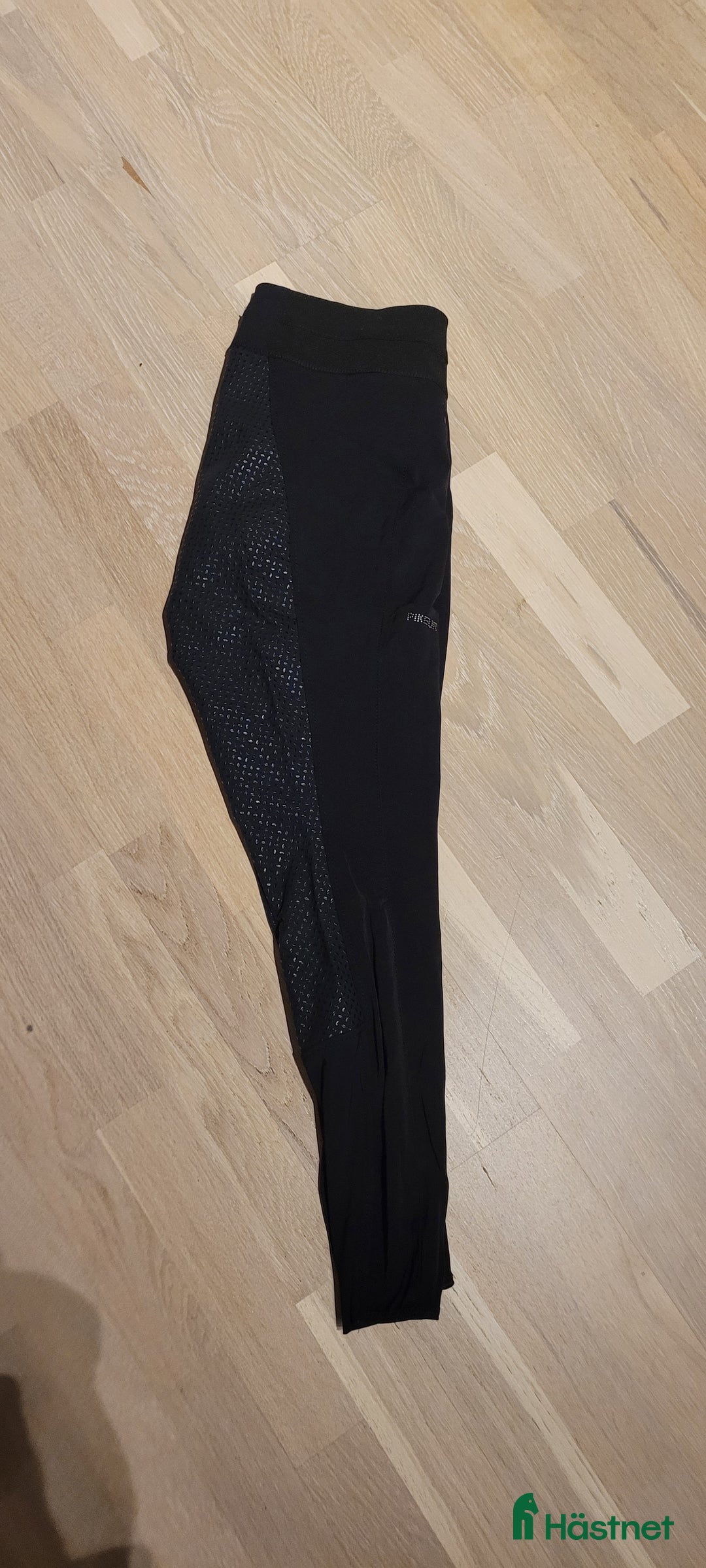 Ridbyxor ryttarutrustning till salu: Pikeur ridbyxor/tights i fint skick i Bålsta - Annons 3
