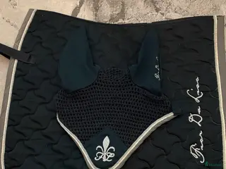 Schabrak & Vojlockar hästutrustning Dressyrschabrak inklusive huva - Annons 4