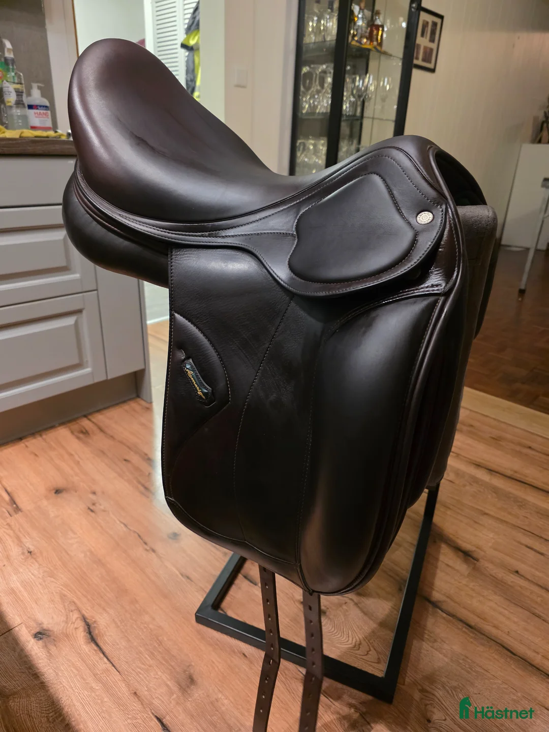 Sadlar hästutrustning till salu: Brun amerigo pasubion dressyr - Annons 2