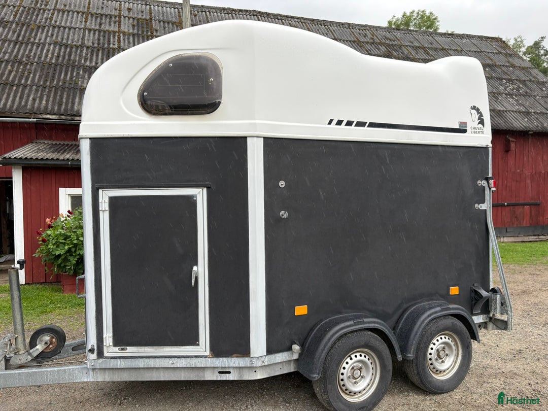 Hästtransporter  fordon & transport till salu: Cheval Liberte Gold - hög lastvikt! i Tävelsås - Annons 2