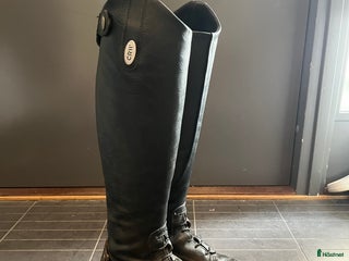 Ridstövlar ryttarutrustning till salu: Crw ridstövlar i Habo - Annons 3