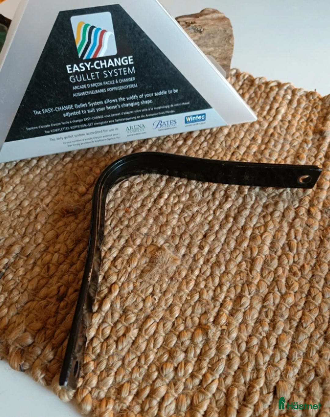 Sadeltillbehör hästutrustning till salu: Koppjärn Medium (Bates, Arena, Wintec) i Falkenberg - Annons 1