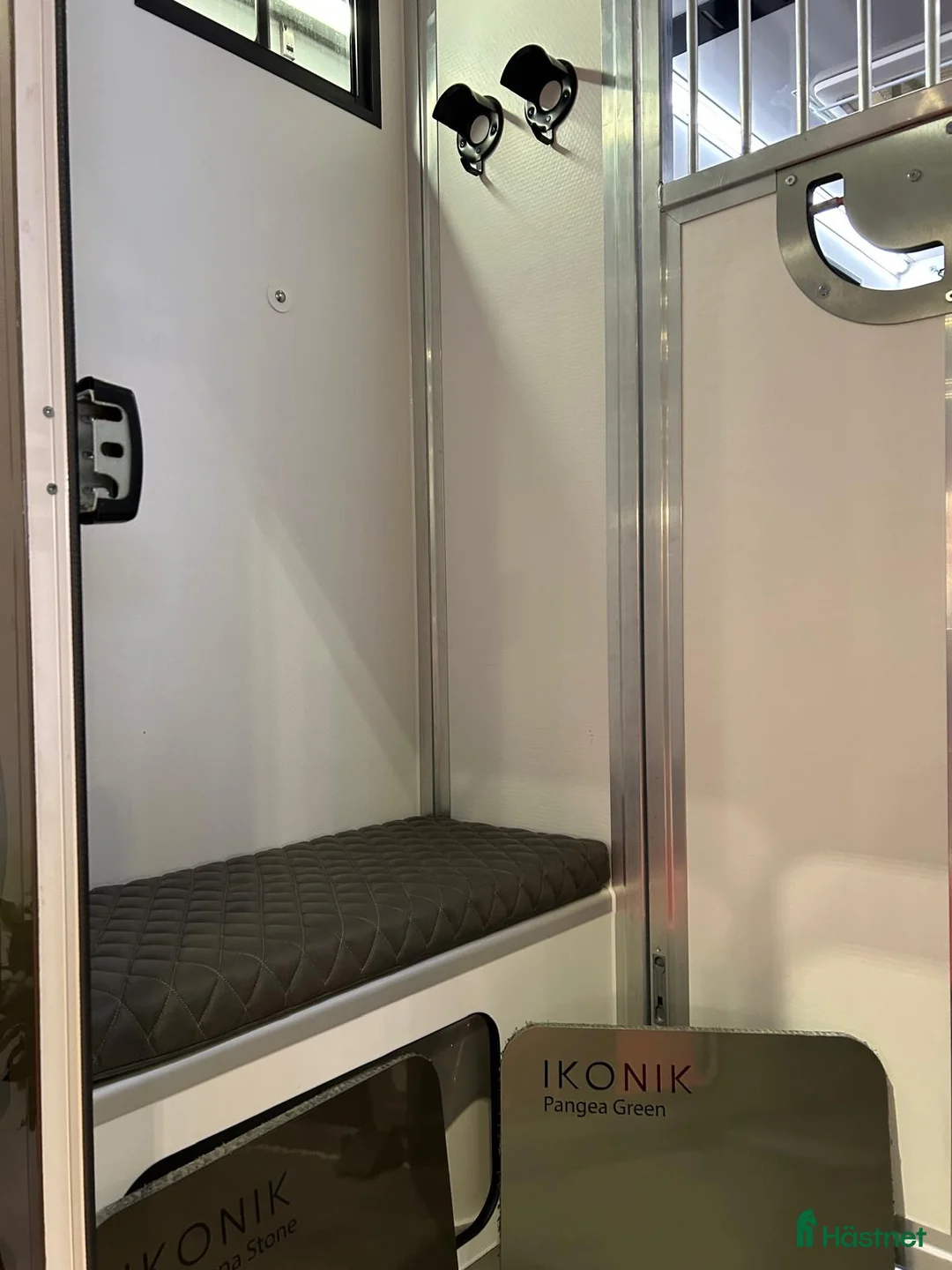 Hästlastbilar  fordon & transport till salu: Equi-Trek Ikonik 3 sits  - Annons 15