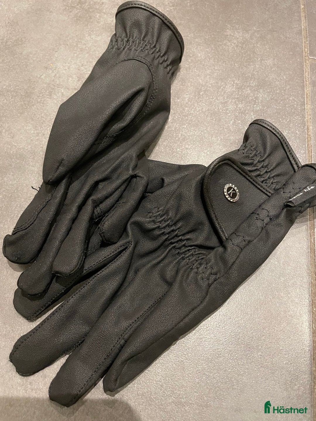 Övrigt Ridkläder ryttarutrustning till salu: Ridhandskar strl Ladies M i Segeltorp - Annons 2