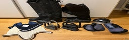 Övrig Hästutrustning hästutrustning till salu: Ridstövlar, benskydd, stigbyglar, huvor… i Ystad - Annons 1