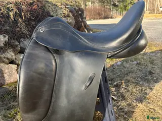 Sadlar hästutrustning Cliff Barnsby Pro Seat 17” - Annons 13