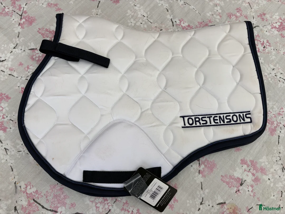 Schabrak & Vojlockar hästutrustning till salu: Två nya schabrak ponny i Vaggeryd - Annons 3