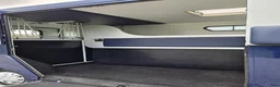 Hästlastbilar  fordon & transport till salu: Hästlastbil 5-sitsig Theault V-galler,Automat - Annons 11