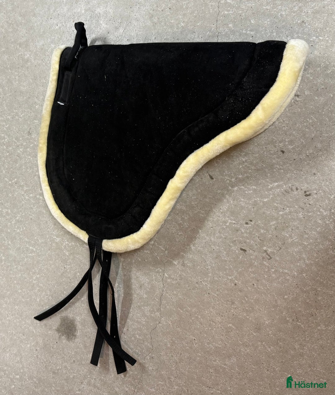 Övrig Hästutrustning hästutrustning till salu: Barbackapad och sadelgjord i Umeå - Annons 1