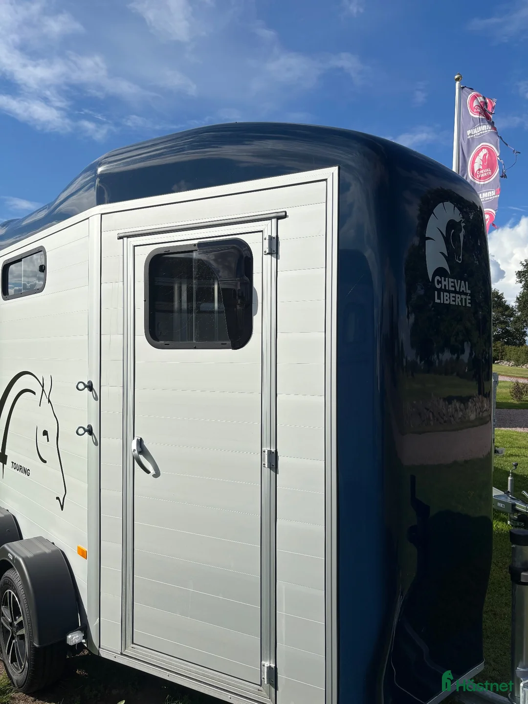 Hästtransporter  fordon & transport till salu: Chefen Touring Country  - Annons 1