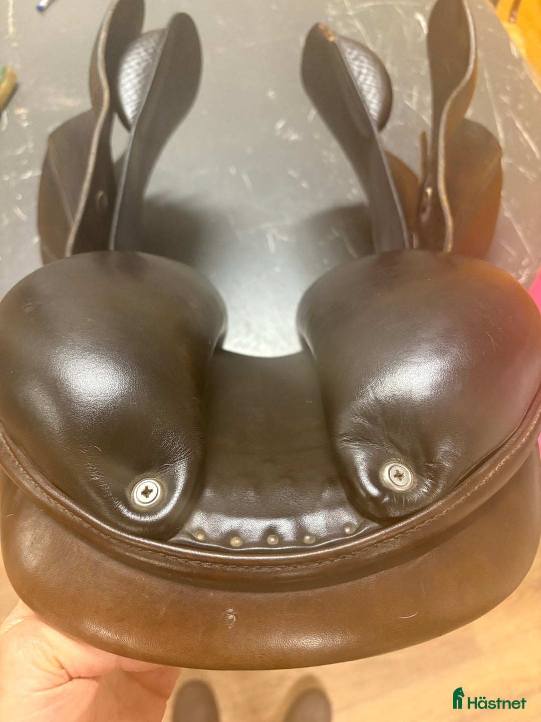 Sadlar hästutrustning till salu: Bekväm hoppsadel i Katrineholm - Annons 2