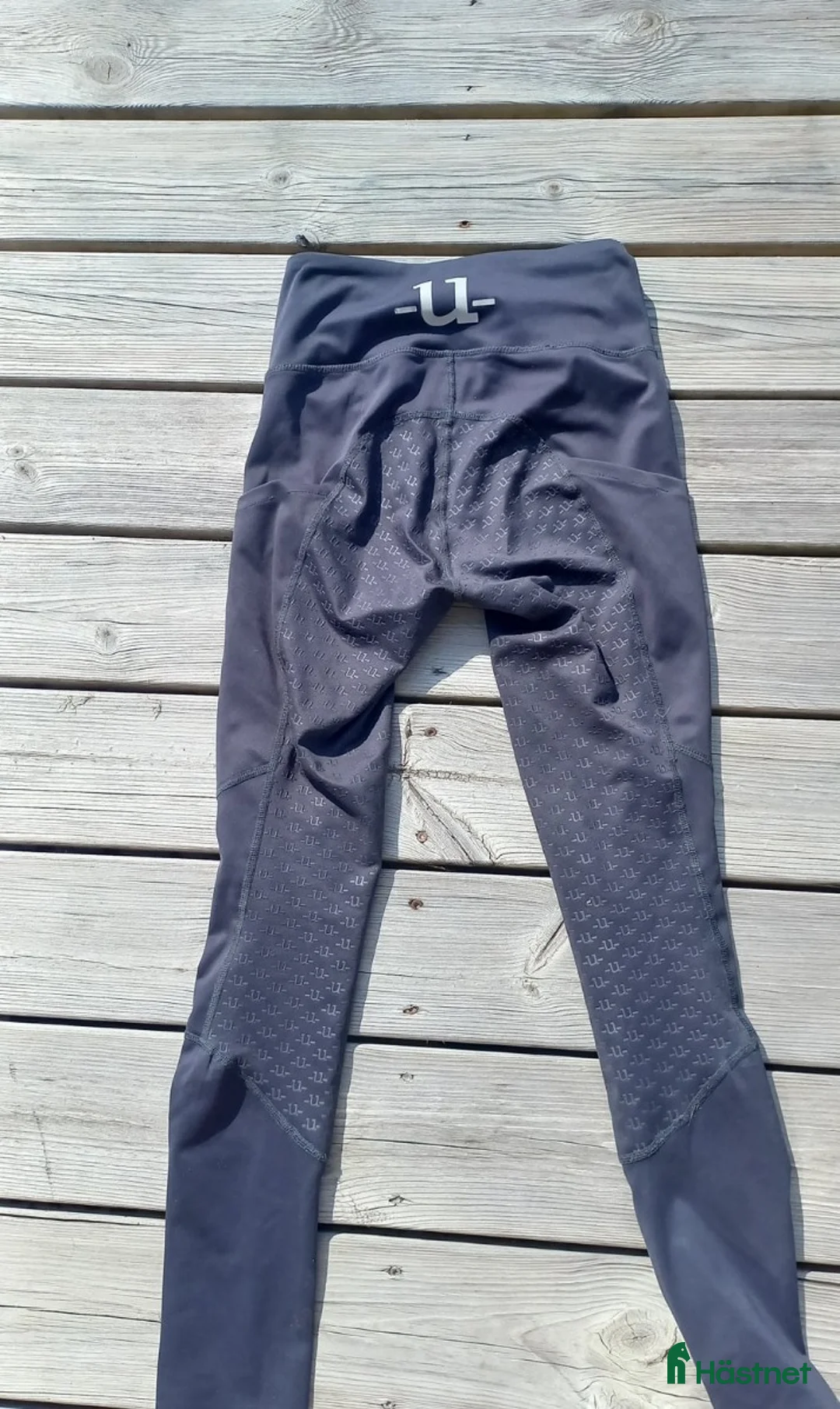 Ridbyxor ryttarutrustning till salu: Fina Uhip ridtights i mörk blå🌸 i Tanumshede - Annons 2