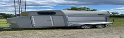 Hästtransporter  fordon & transport till salu: Välskött Thule Diamant med mycket utrymme  i Hok - Annons 1