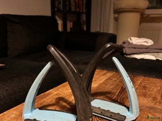 Stigbyglar hästutrustning till salu: Freejump soft up lite i Skövde - Annons 11