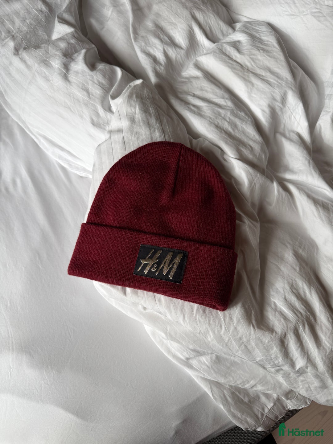 Övrigt Ridkläder ryttarutrustning till salu: Vinröd mössa i Stockholm - Annons 1