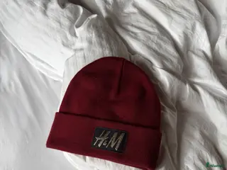 Övrigt Ridkläder ryttarutrustning till salu: Vinröd mössa i Stockholm - Annons 24