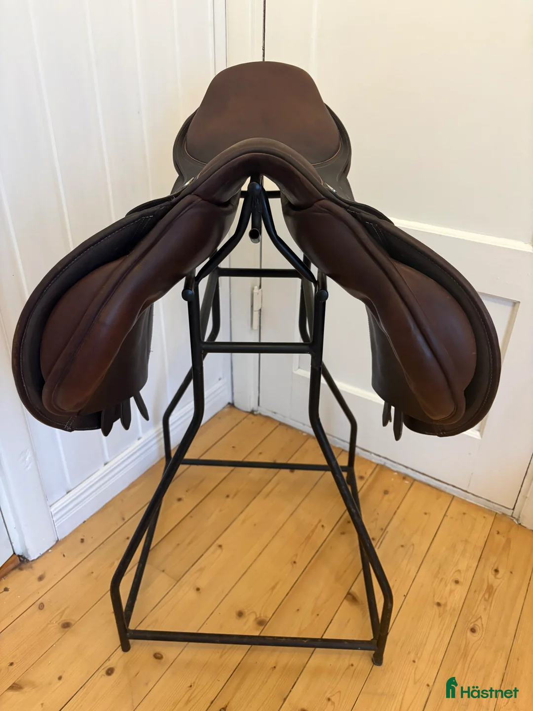 Sadlar hästutrustning till salu: Lippo Fazzino 17,5” i Ludvika - Annons 8