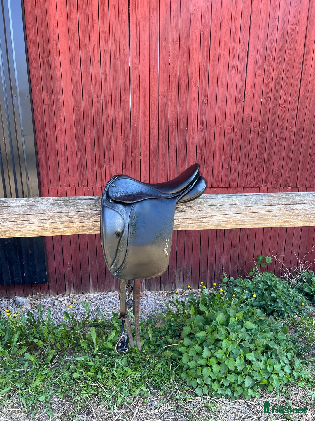 Sadlar hästutrustning till salu: Sadel  i Västerfärnebo - Annons 2